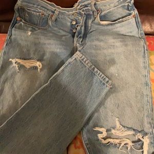 Levi 501 skinny distressed jeans size 30/28